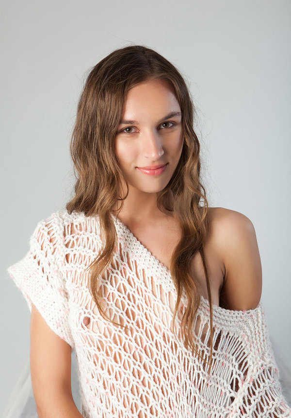 Лариса, 22 года, 1 размер груди